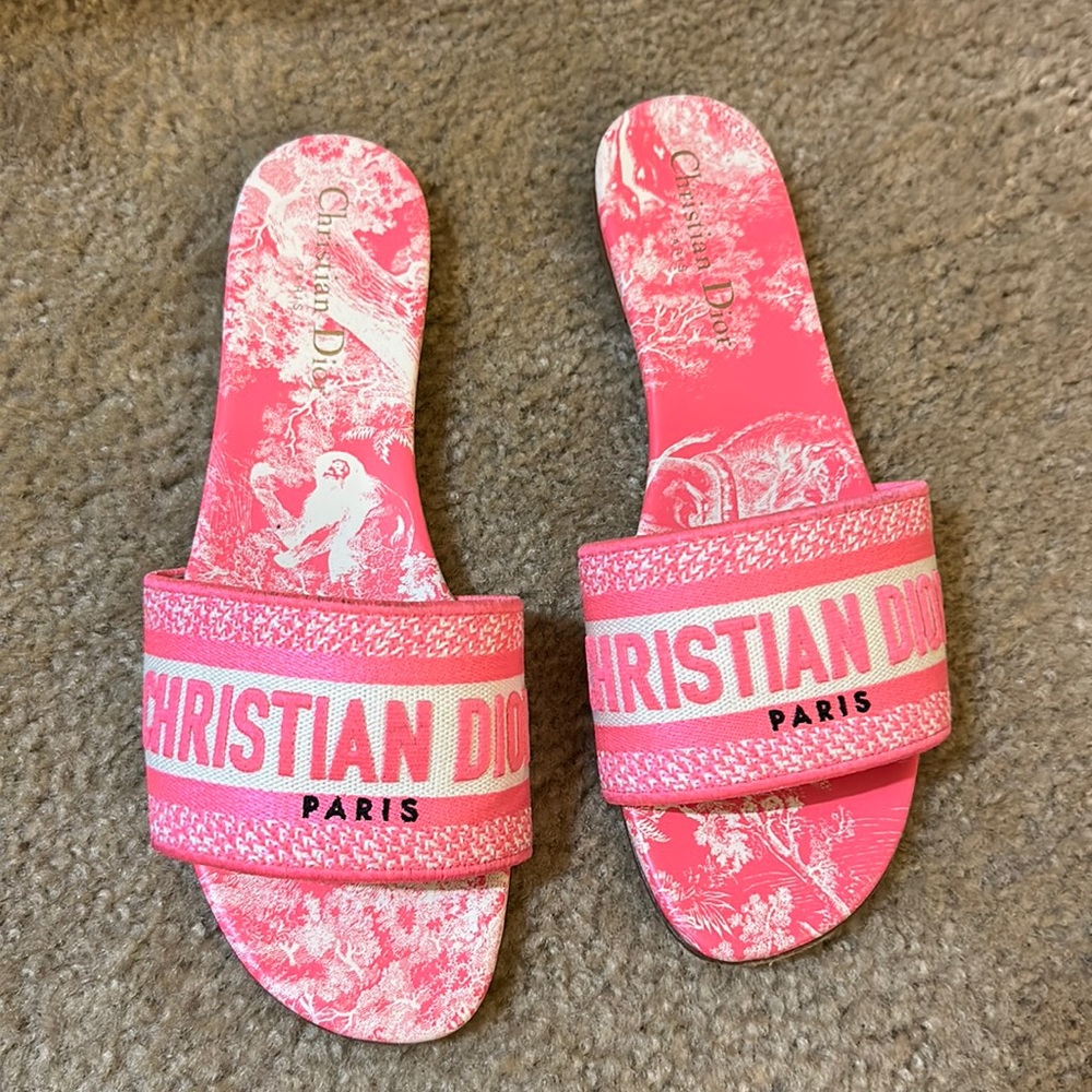 Women’s Christian Dior D-Way slide